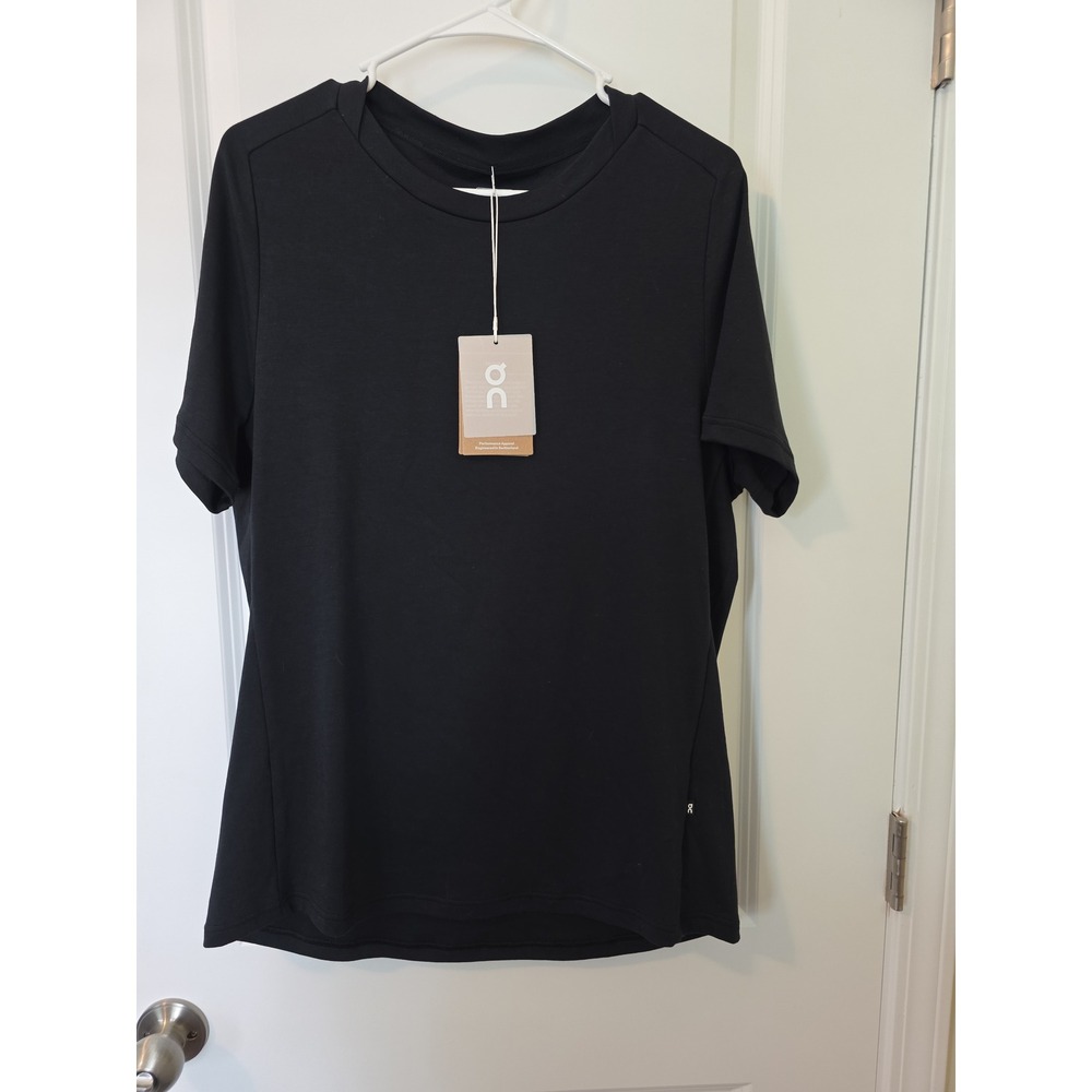 On Running Large Womens Focus-T Black Performance Short Sleeve Shirt NWT